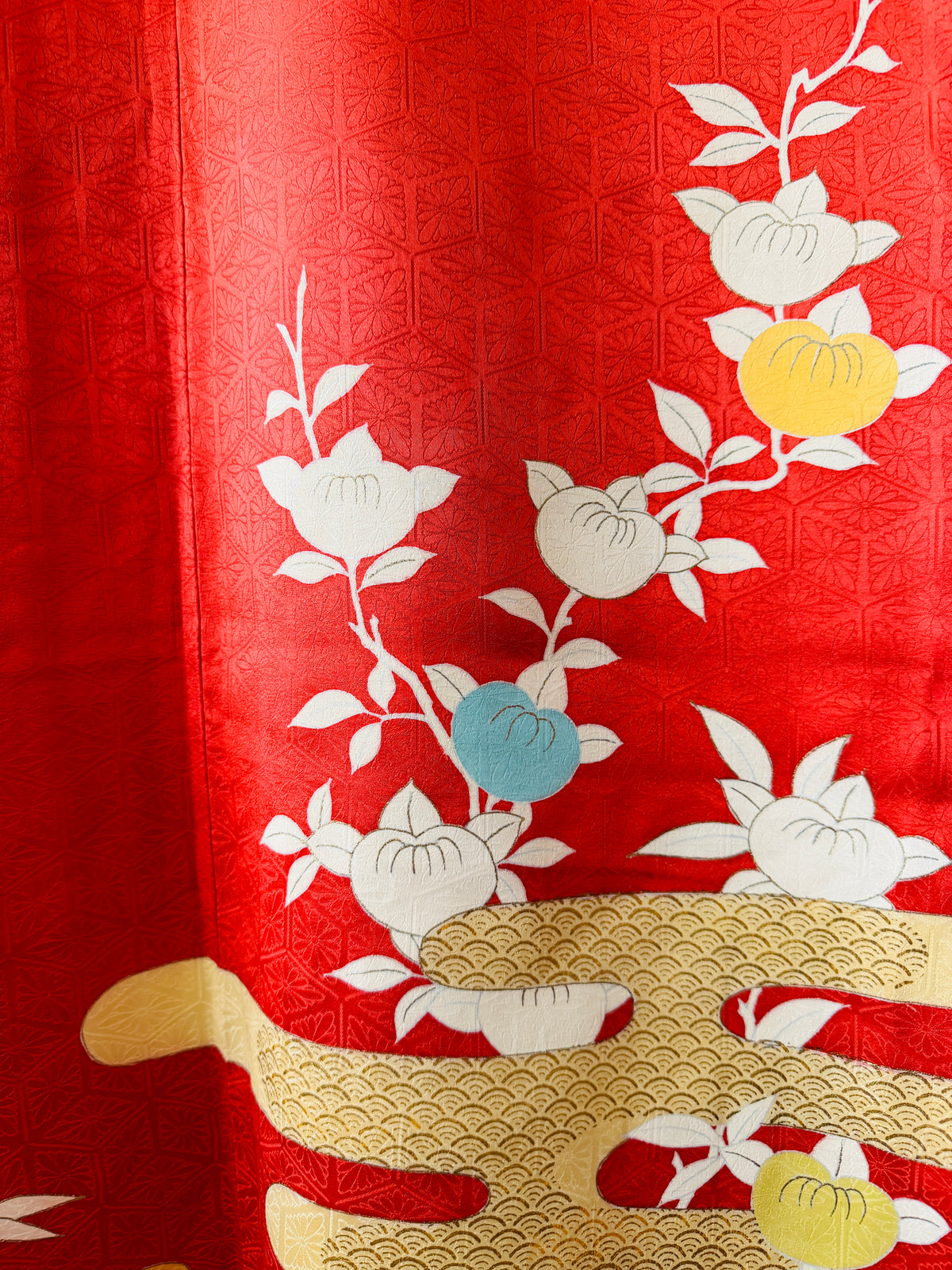 Vintage Furisode - Chrysanthemen und Egasumi -