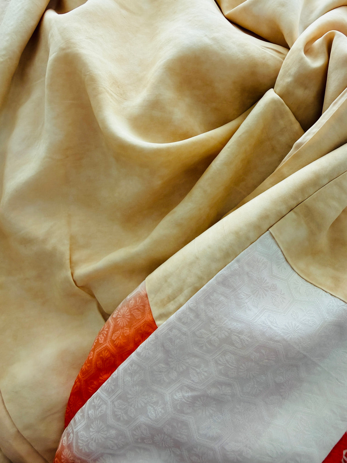 Vintage Furisode - Chrysanthemen und Egasumi -