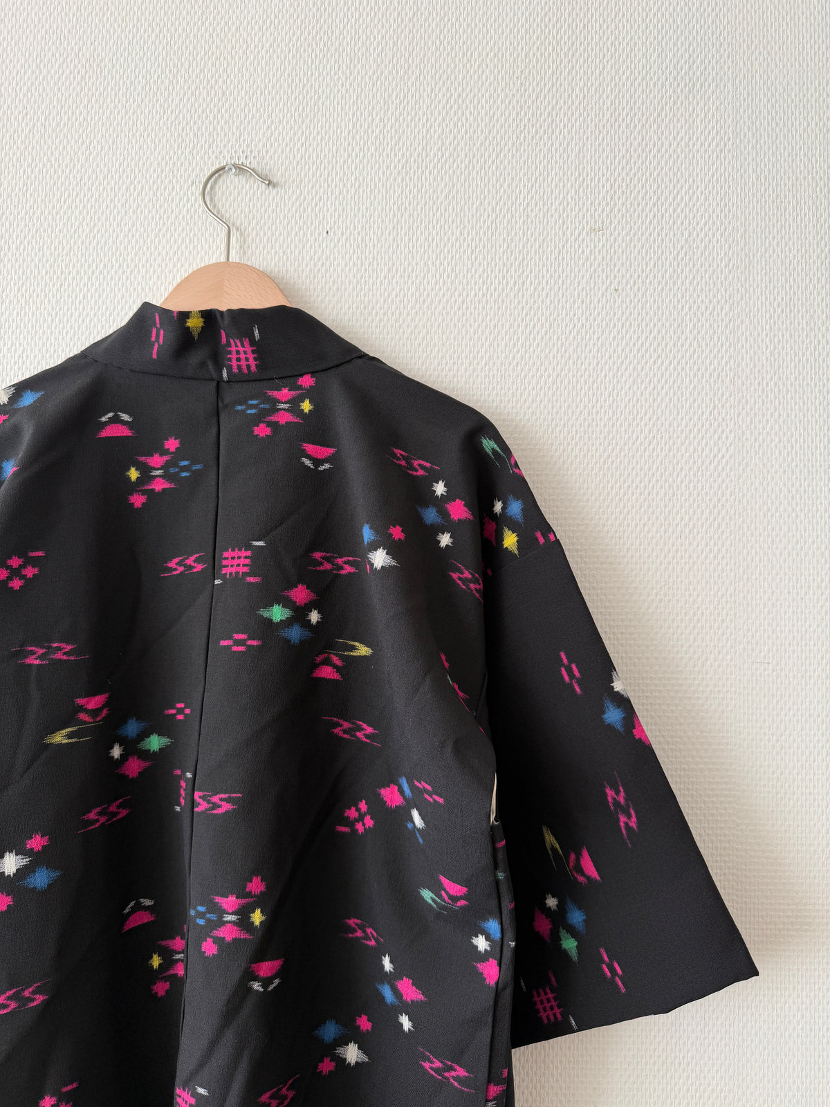 Vintage Schwarzer Haori - Bunte Sterne am Nachthimmel -