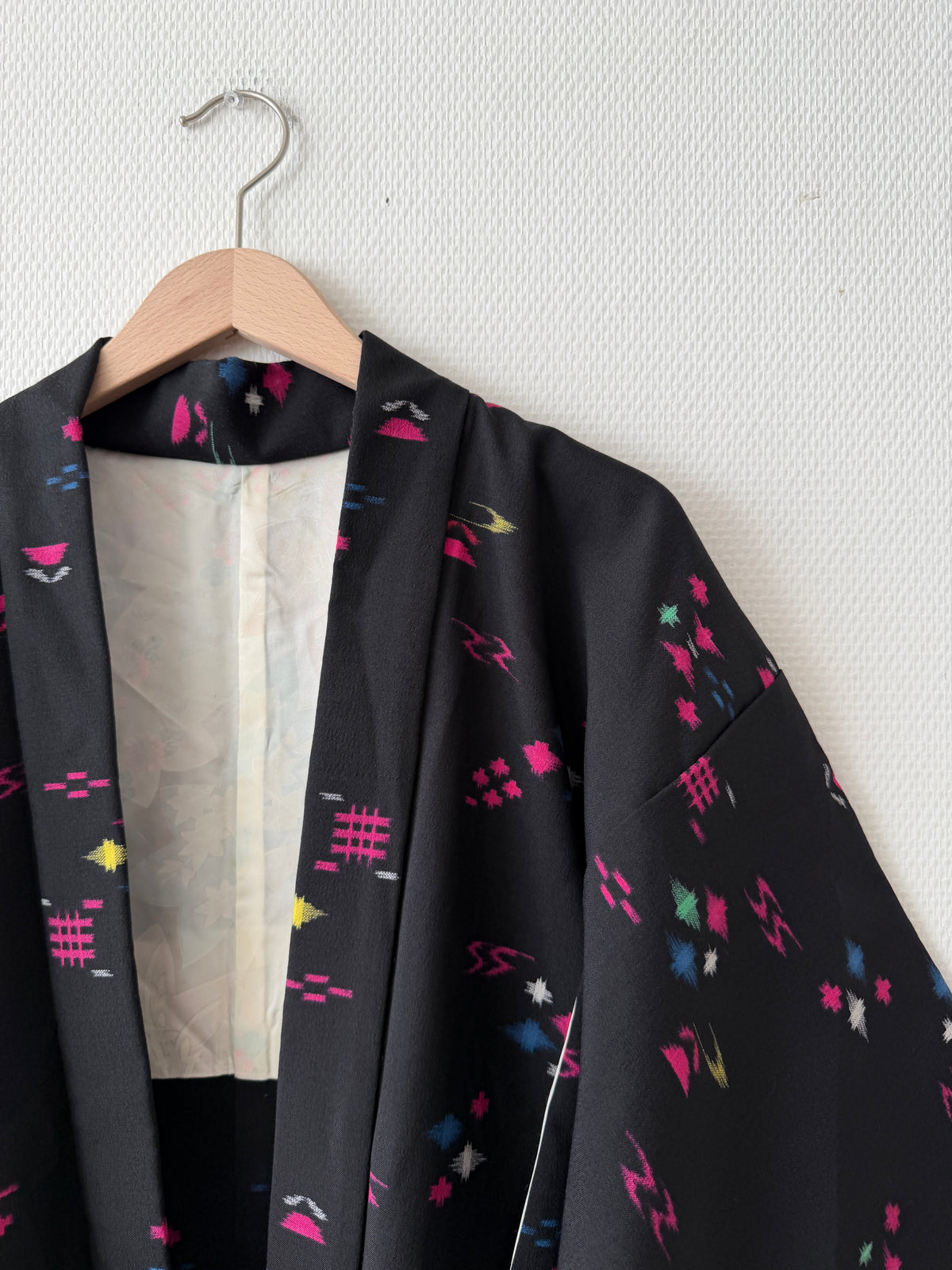 Vintage Schwarzer Haori - Bunte Sterne am Nachthimmel -