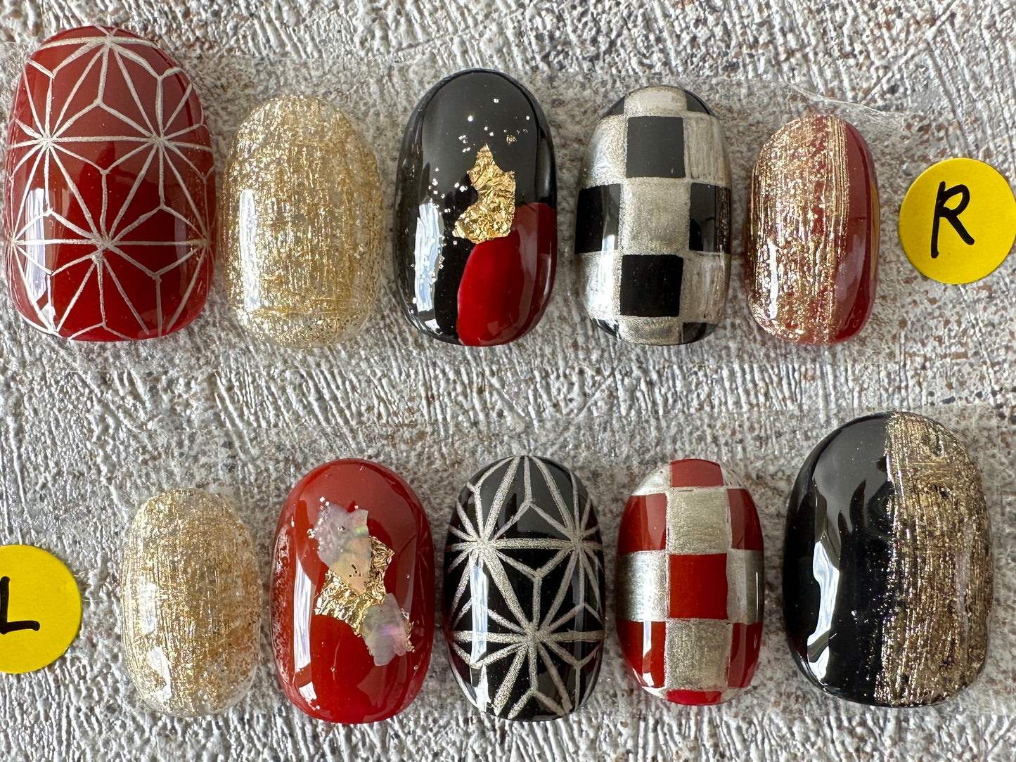 【Donkerrood, traditioneel patroon】 Grootte: M （Japanse patroonnageltips） Handgemaakte herbruikbare druk op nagels, gelnagels, lijm op nagels, Japanse geschenken