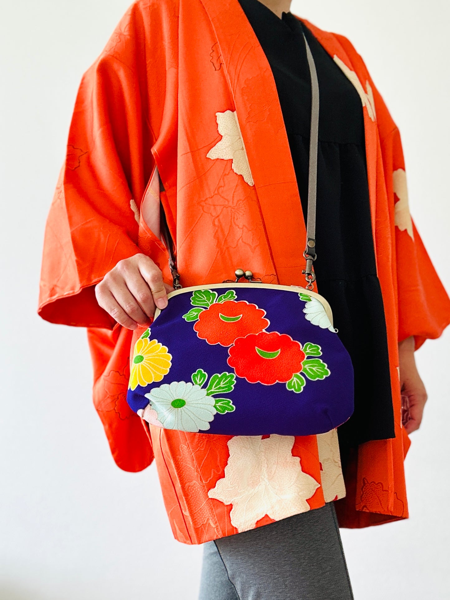 Gamaguchi-en】2WAY-Handbag/Chrysanthemums,purple,Clutch,Pouch
