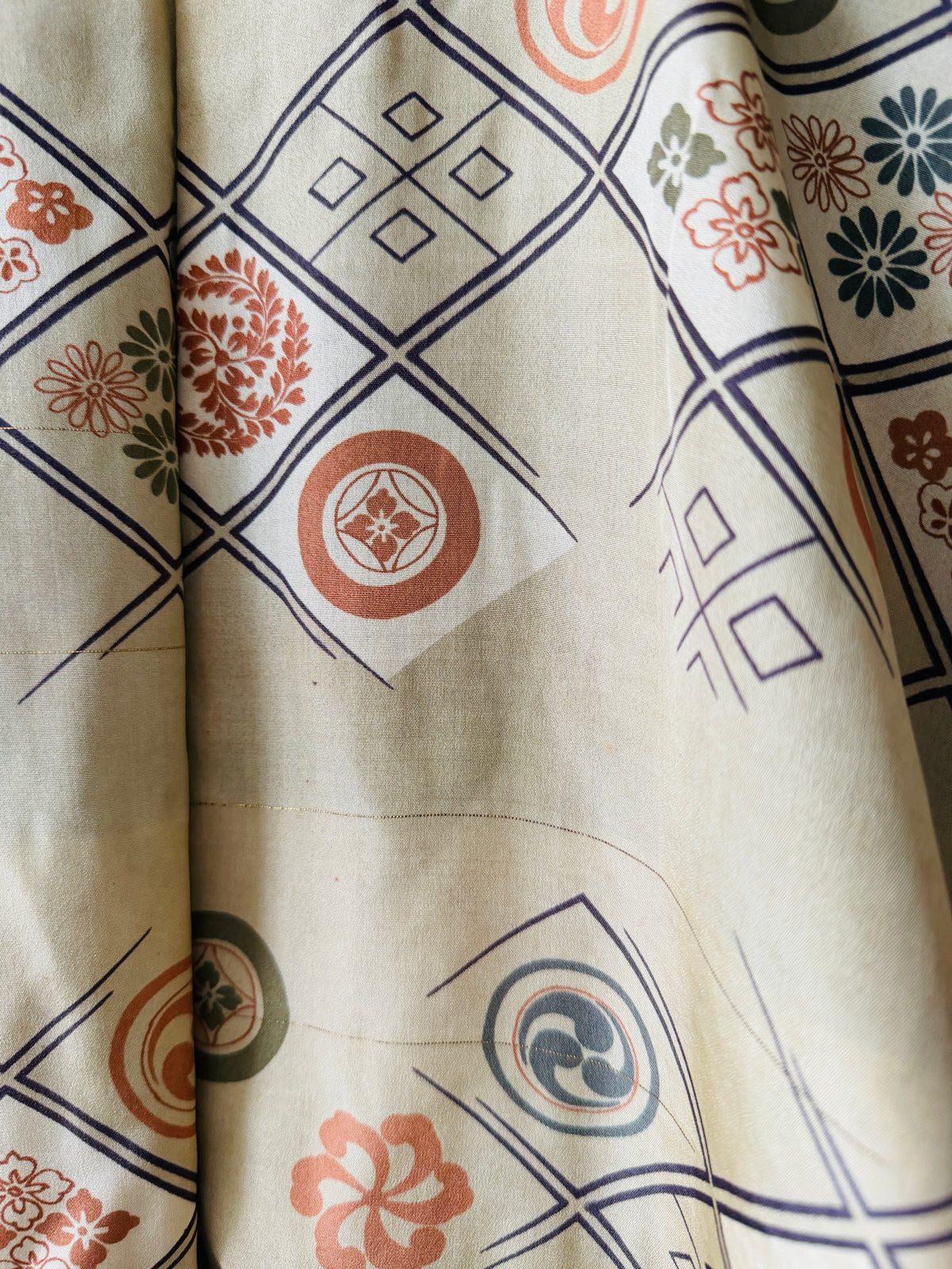 Vintage Black Haori - Auspicious Beauty Within -