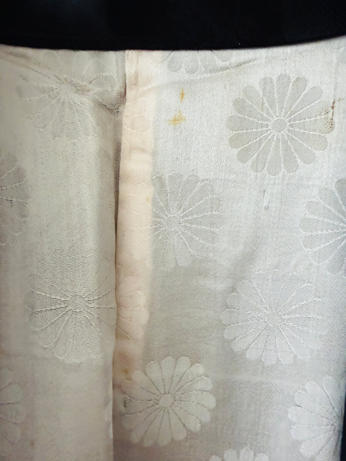 Vintage Black Haori - Pins et fleurs -