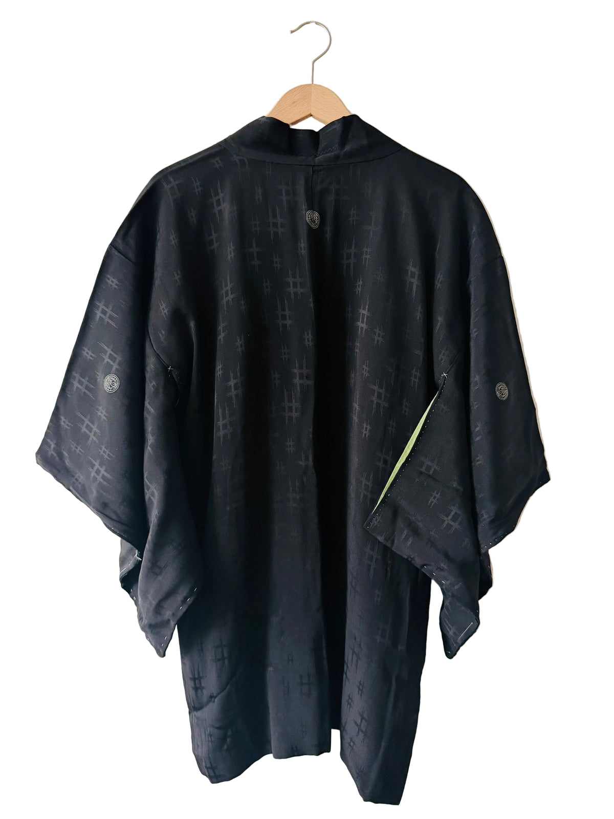 Vintage Black Haori - Igeta Three Family Crests -