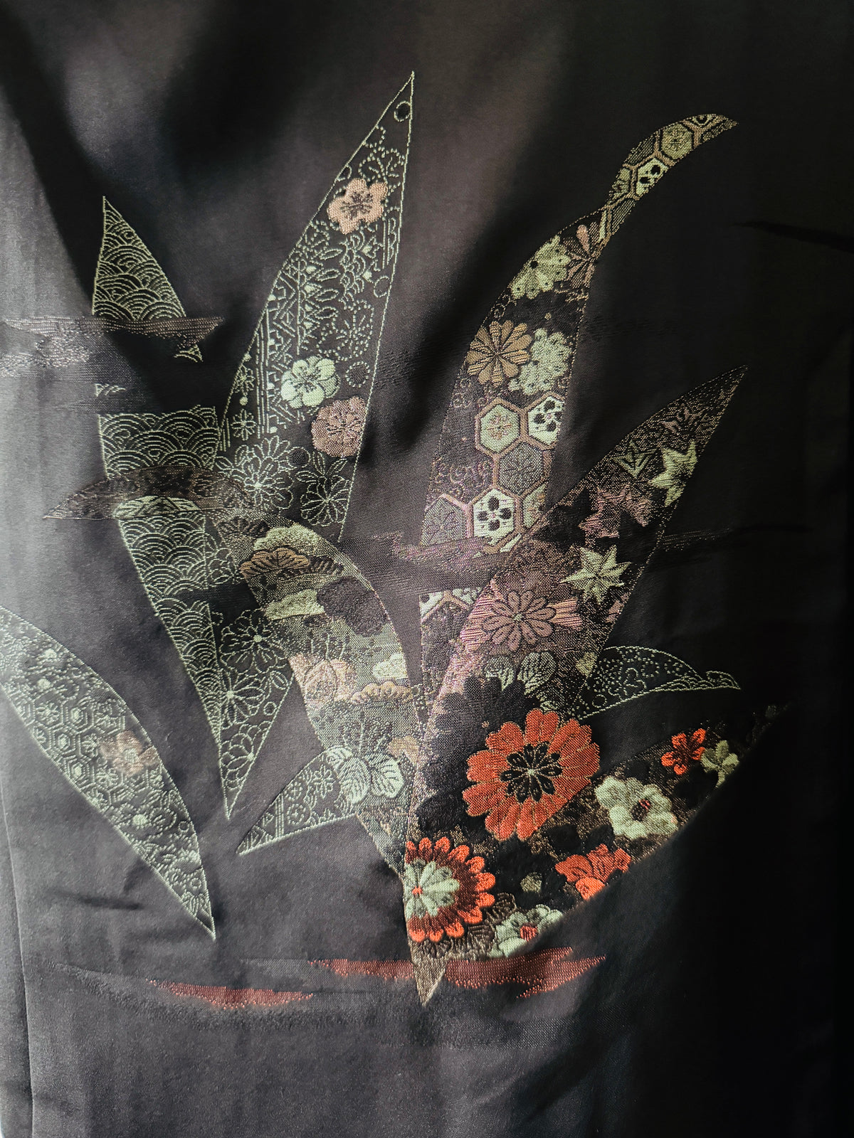 Vintage Black Haori - Auspicious Embroidery -