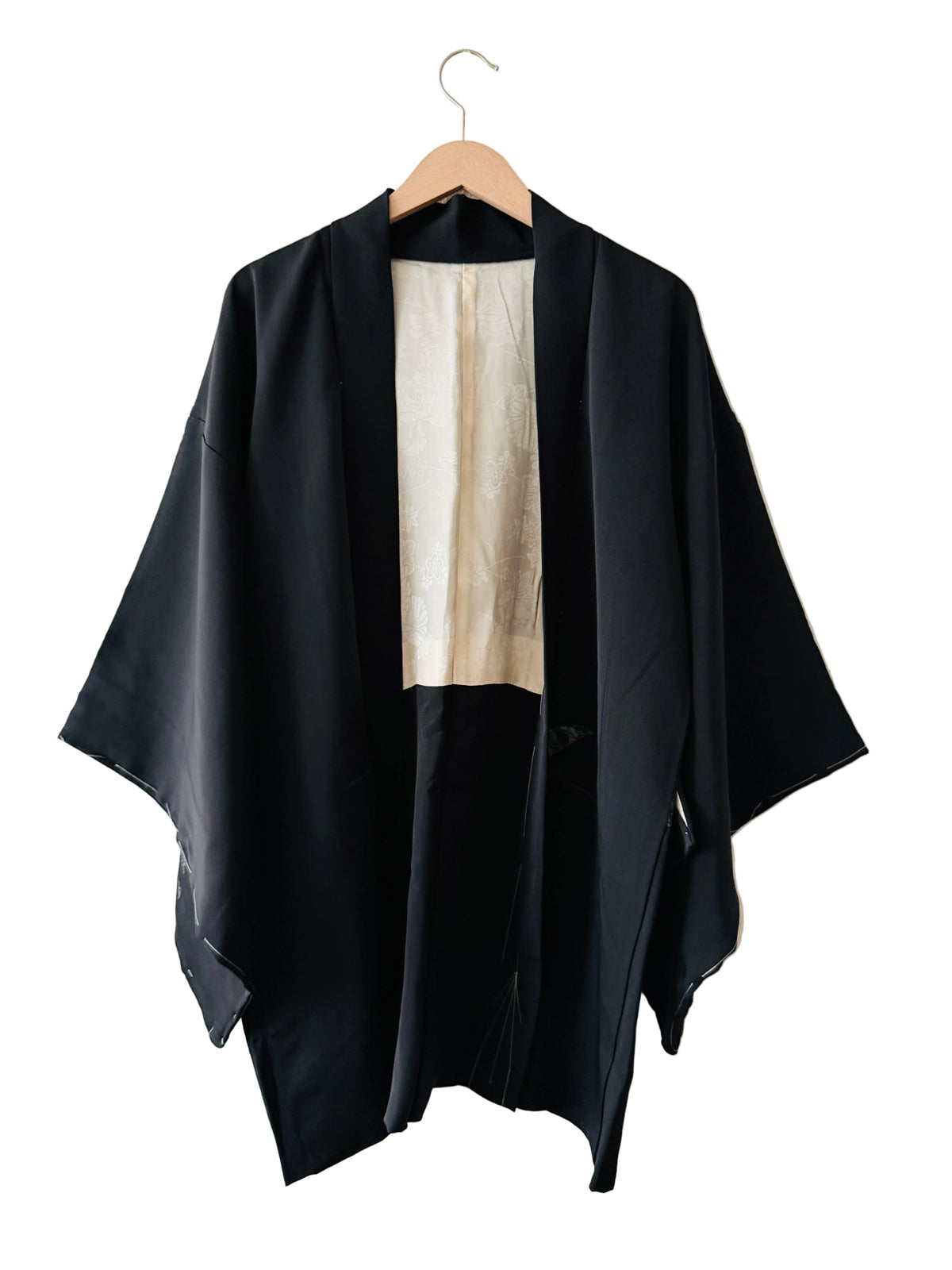 Vintage Black Haori - Auspicious Embroidery -