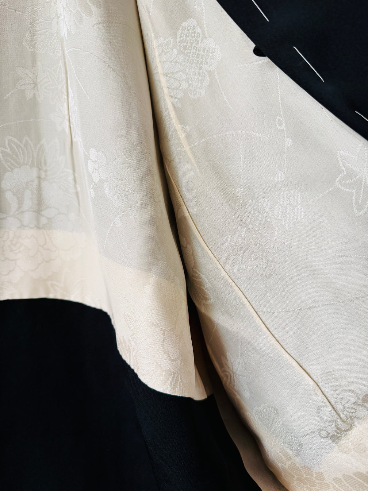 Vintage Black Haori - Auspicious Embroidery -