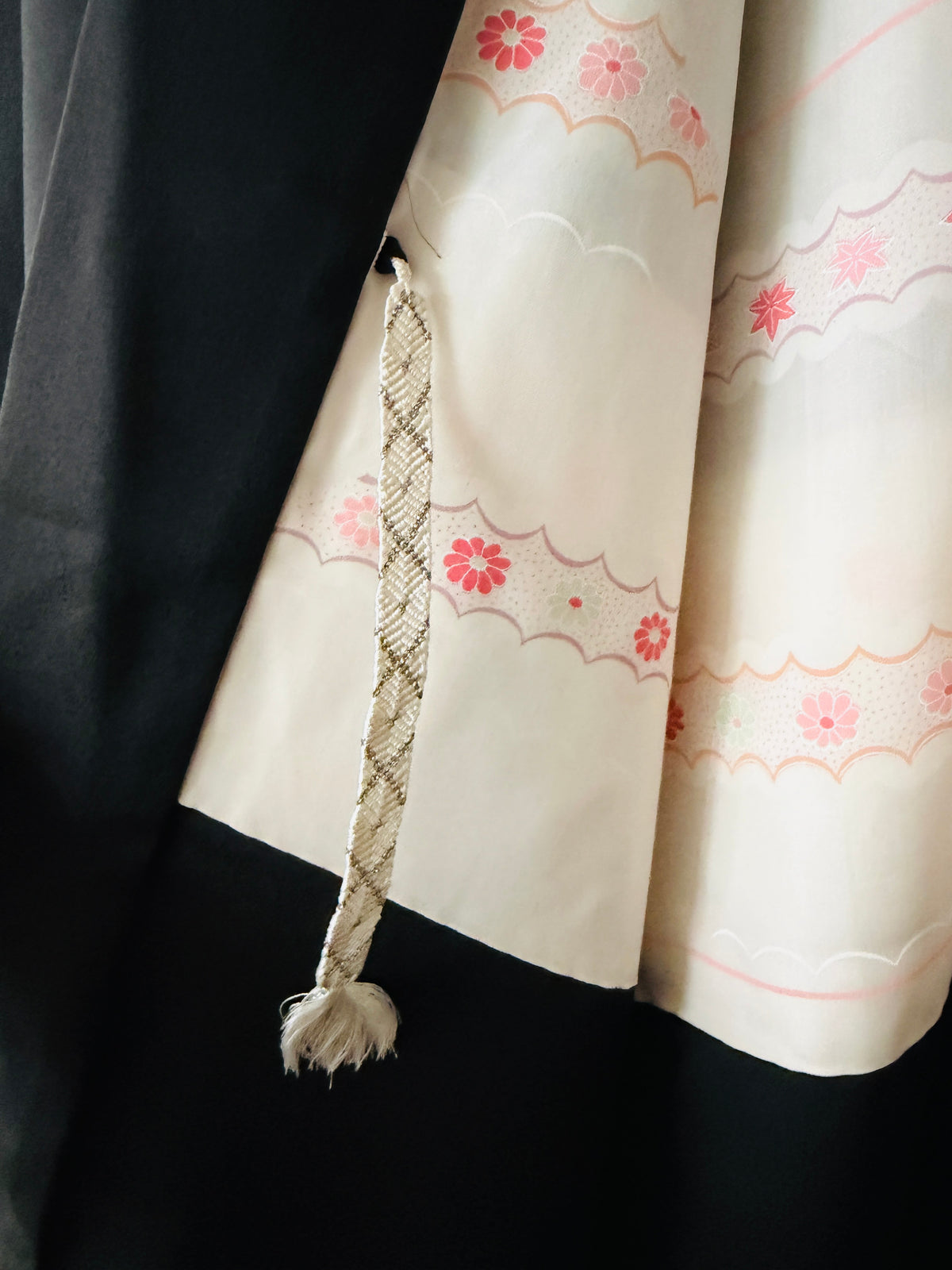 Vintage Black Haori - Flowers in Autumn Colours -