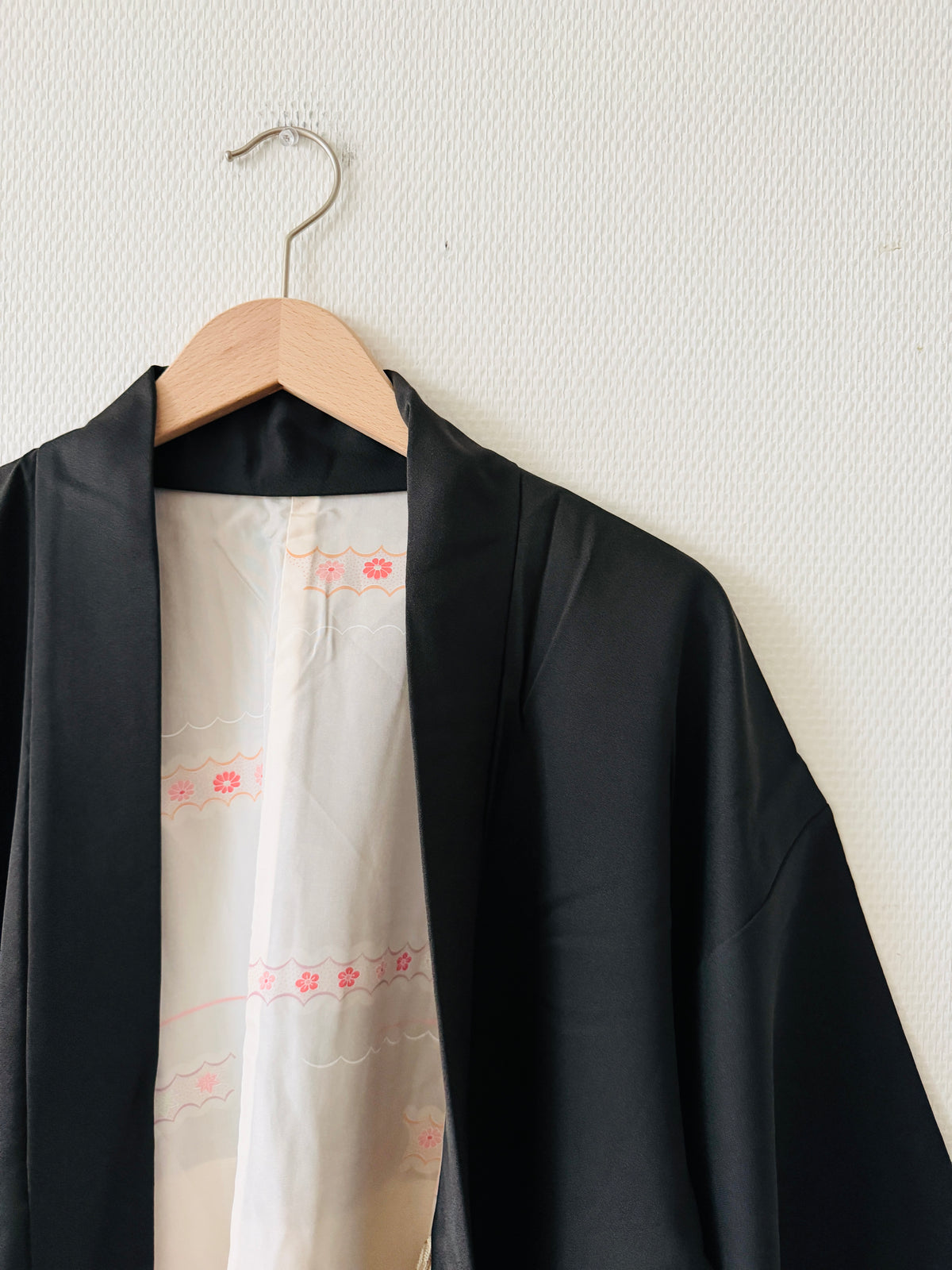 Vintage Black Haori - Flowers in Autumn Colours -