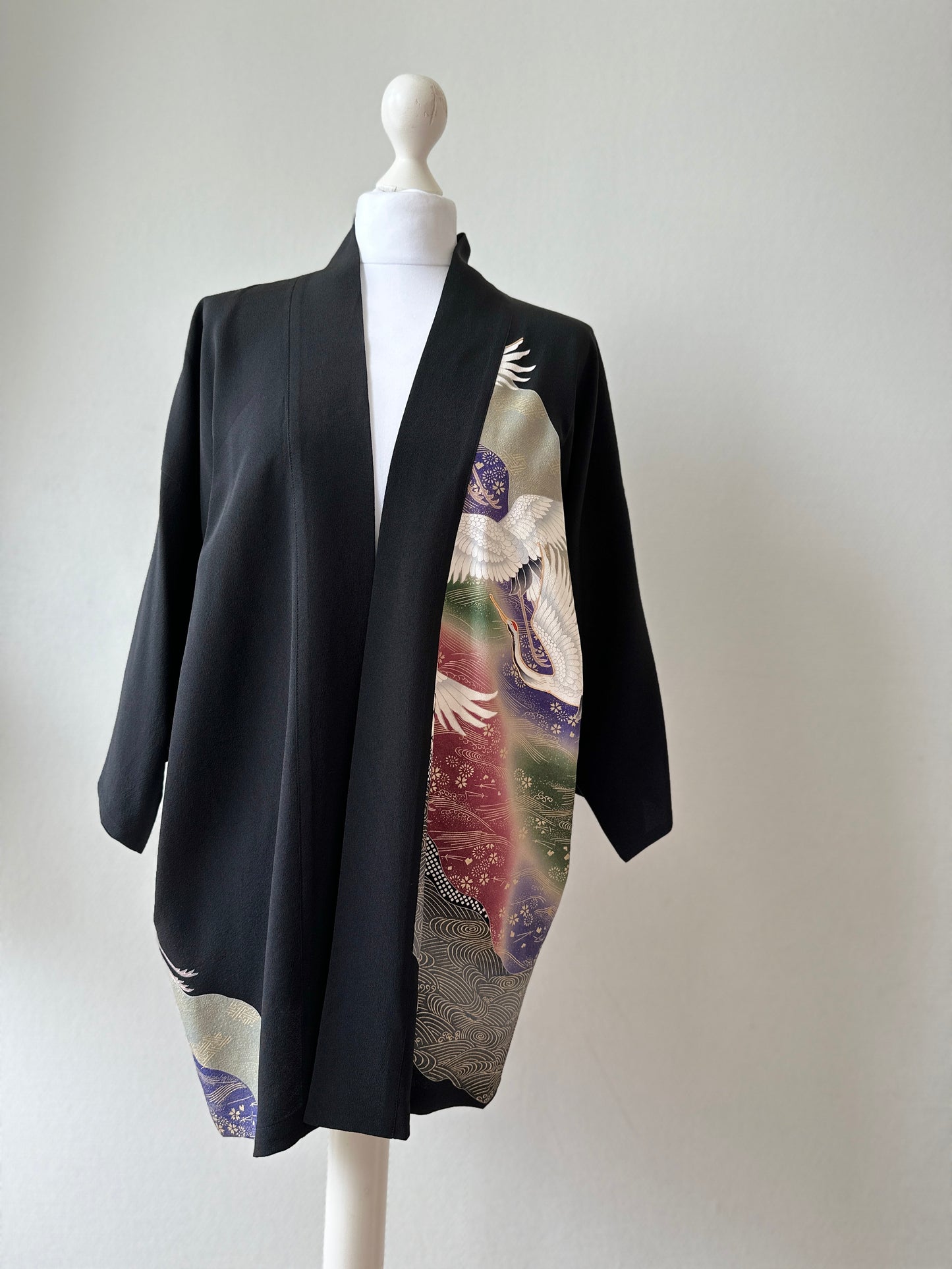 【Black,Cranes in flight】Happi Jacket＜Excellent・Silk＞For Men,For Women,Japanese kimono,Japan unisexese Clothing,unisex,Japanese Gifts,Original Designs