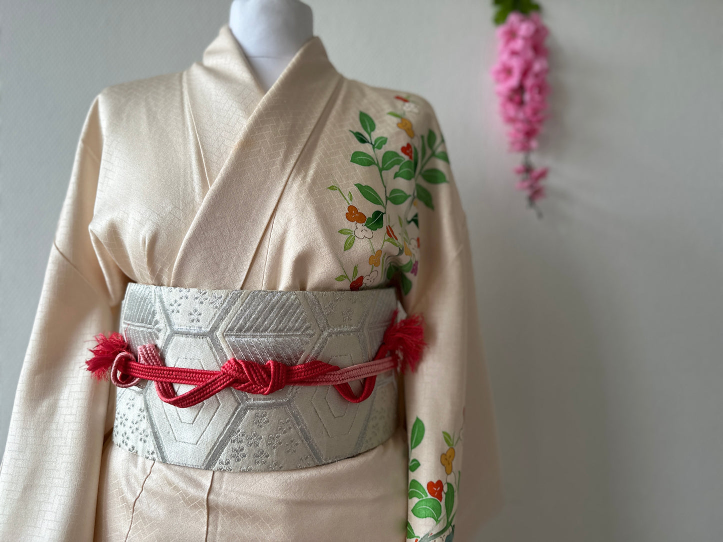 【Cream/flower/ Original Easy kimono】Japanese Vintage Kimono Haori, Japanese Hanten Jacket, Robe Dress, Japanese Floral pattern, Unisex