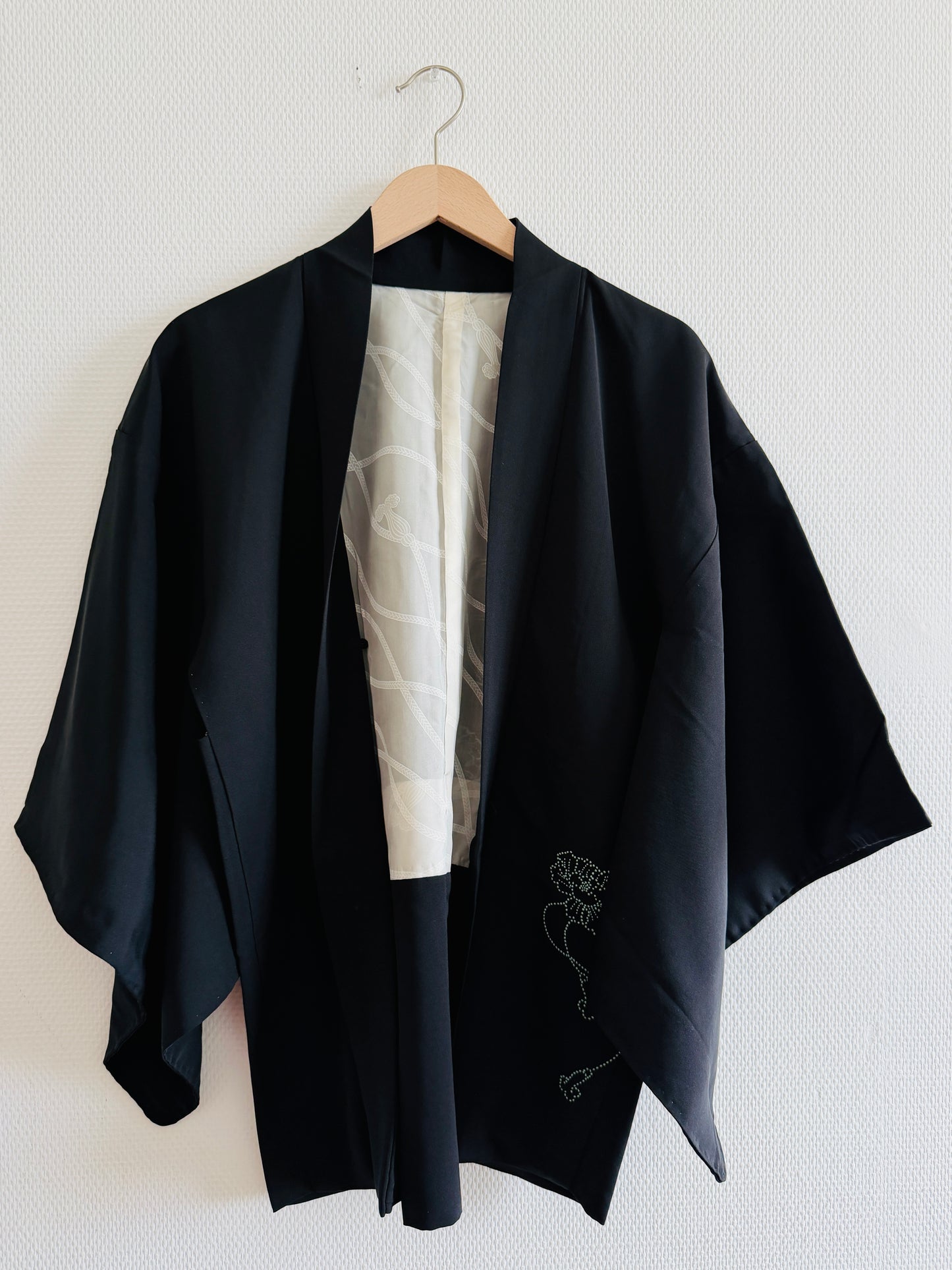 Vintage Black Haori - Delicate Light Green Embroidery  -