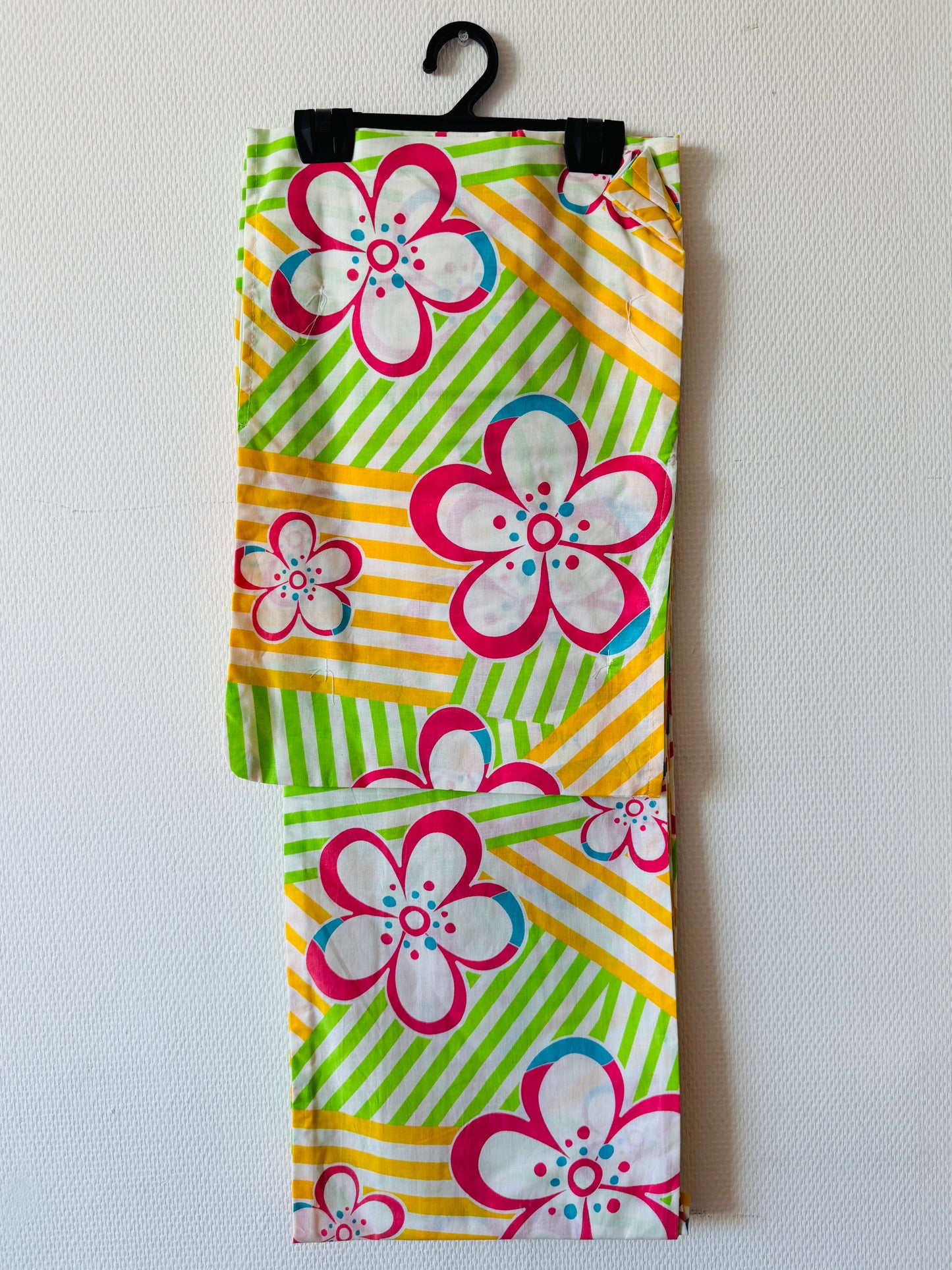 Yukata – Orangefarbene Lilien – freie Größe für Damen (コピー)