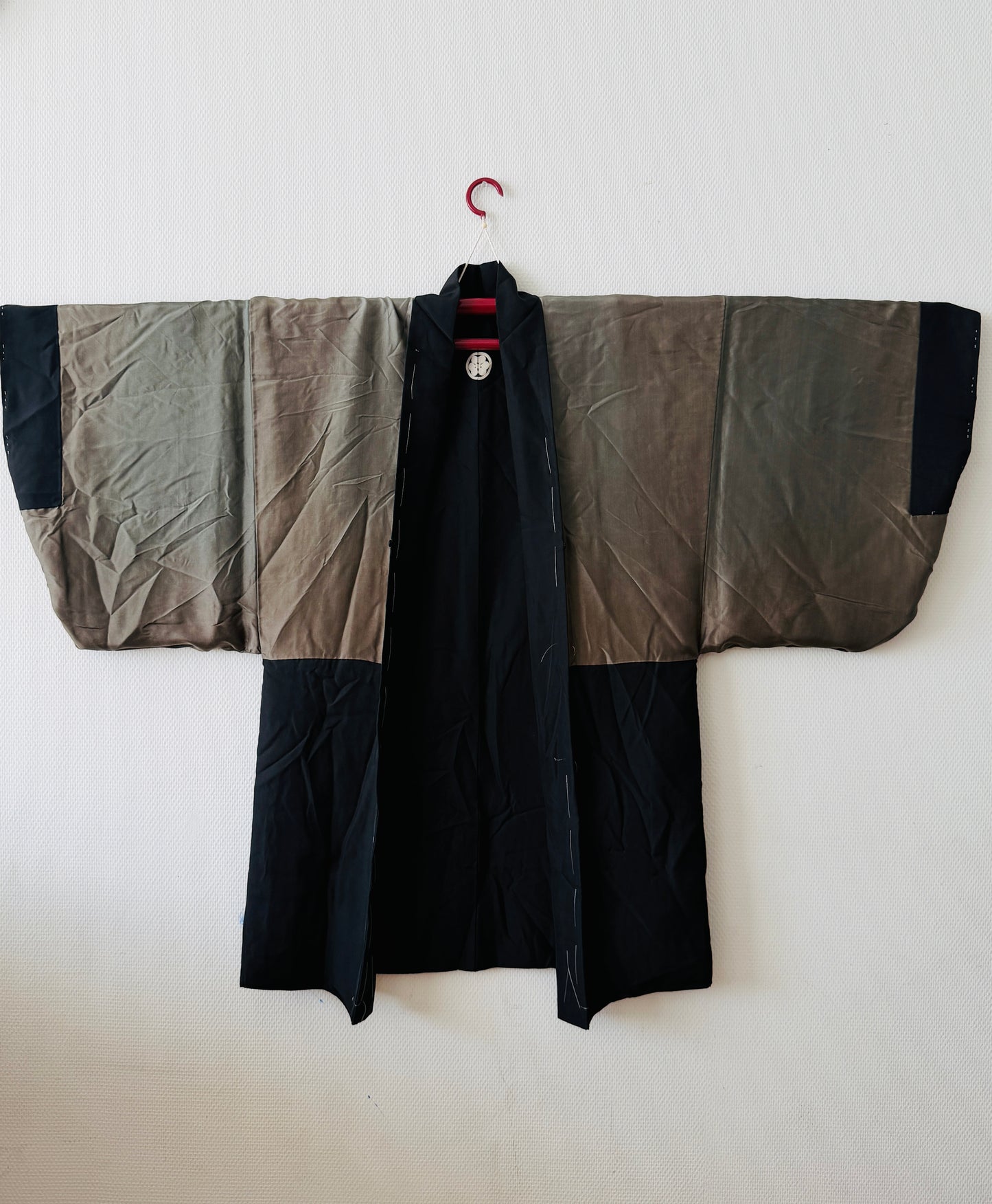 Men’s Vintage Black Haori - Emaki (Japanese picture scroll) -
