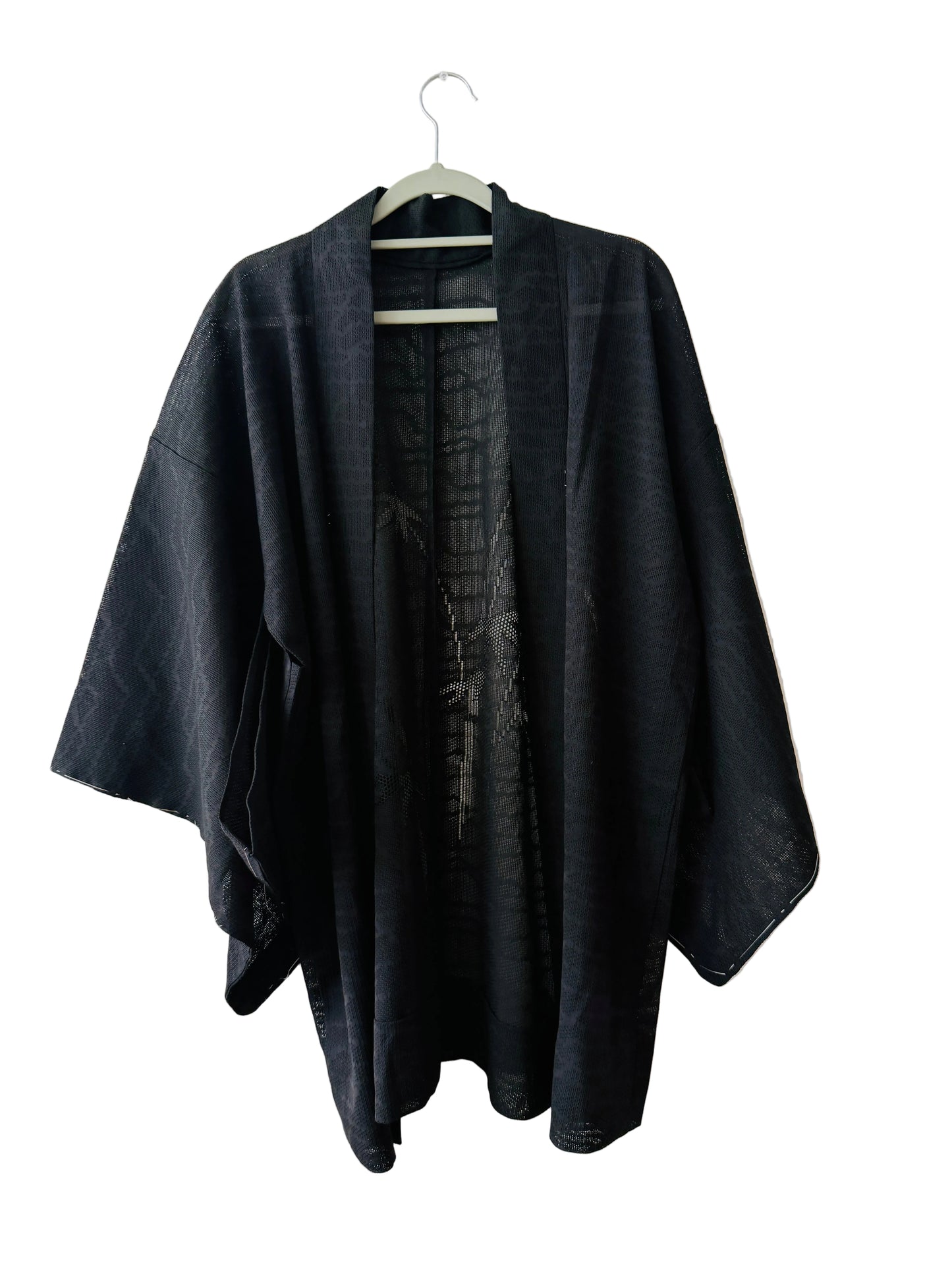 Transparenter Vintage-Haori - Black Leaf-Motiv -