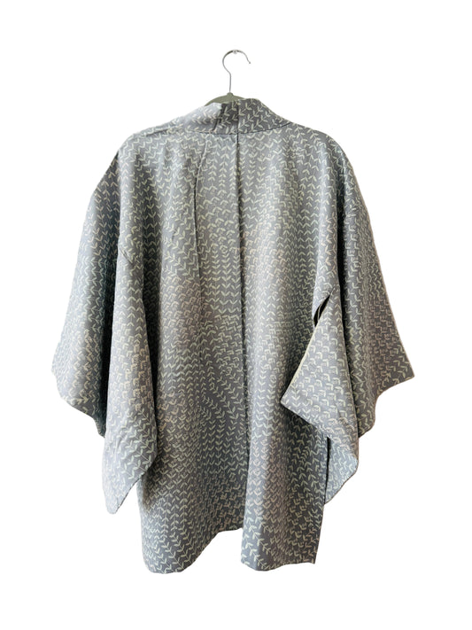 Vintage Color Haori - Light gray Young Leaf Vines -