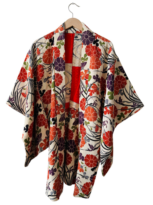 Vintage Color Haori - Cream Chrysanthemum -