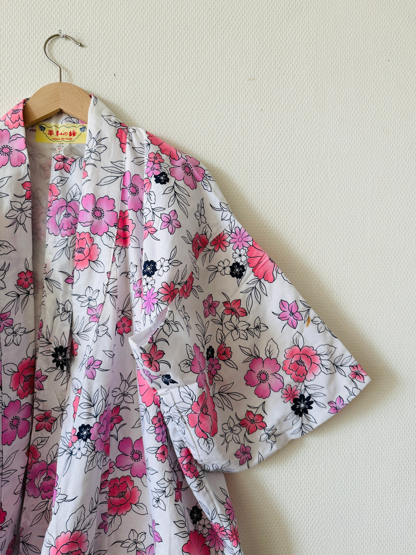 Kimono-style night robe - White and pink Robe with matching sash  -