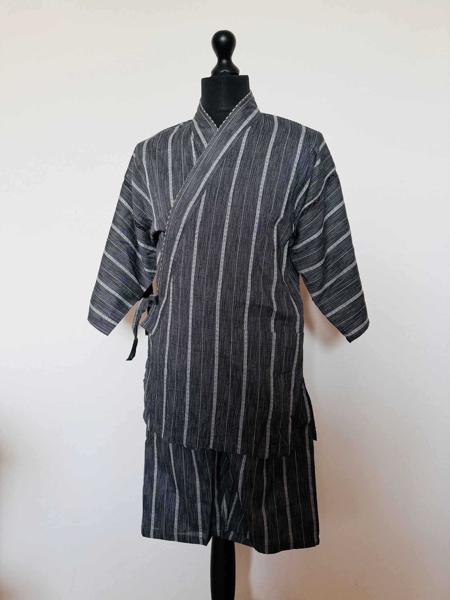 UNISEX JINBEI -Gray,Shijira-ori（seersucker)- SIZE：M