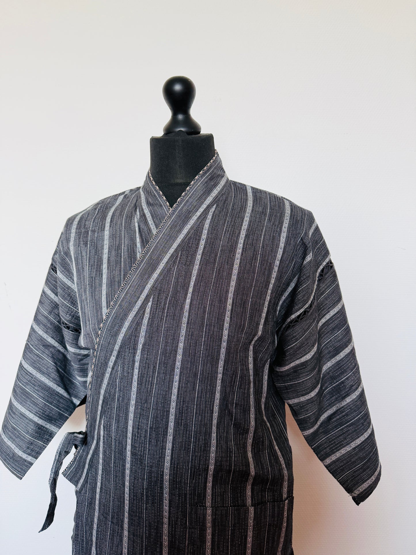 UNISEX JINBEI -Gray,Shijira-ori（seersucker)- SIZE：M