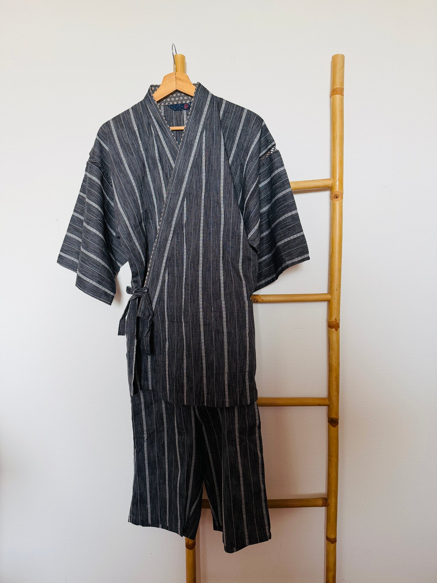 UNISEX JINBEI -Gray,Shijira-ori（seersucker)- SIZE：M
