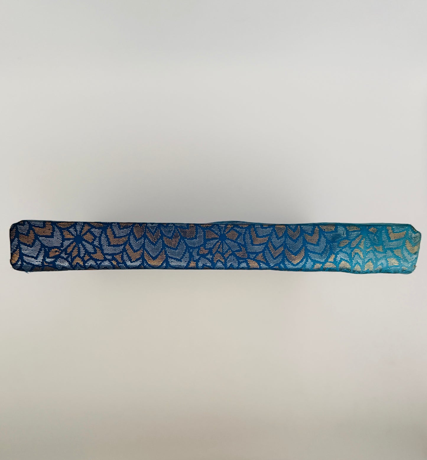 Muurkunst 【Obi remake art】– Kasane-giku (gelaagde chrysant) -