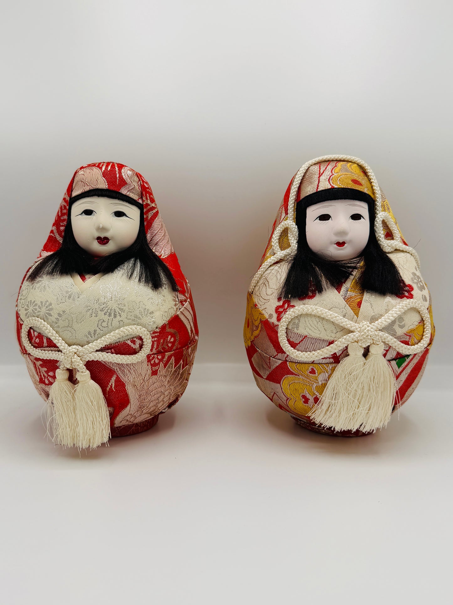 Traditional Japanese Doll – Hime daruma Gold Kissyo