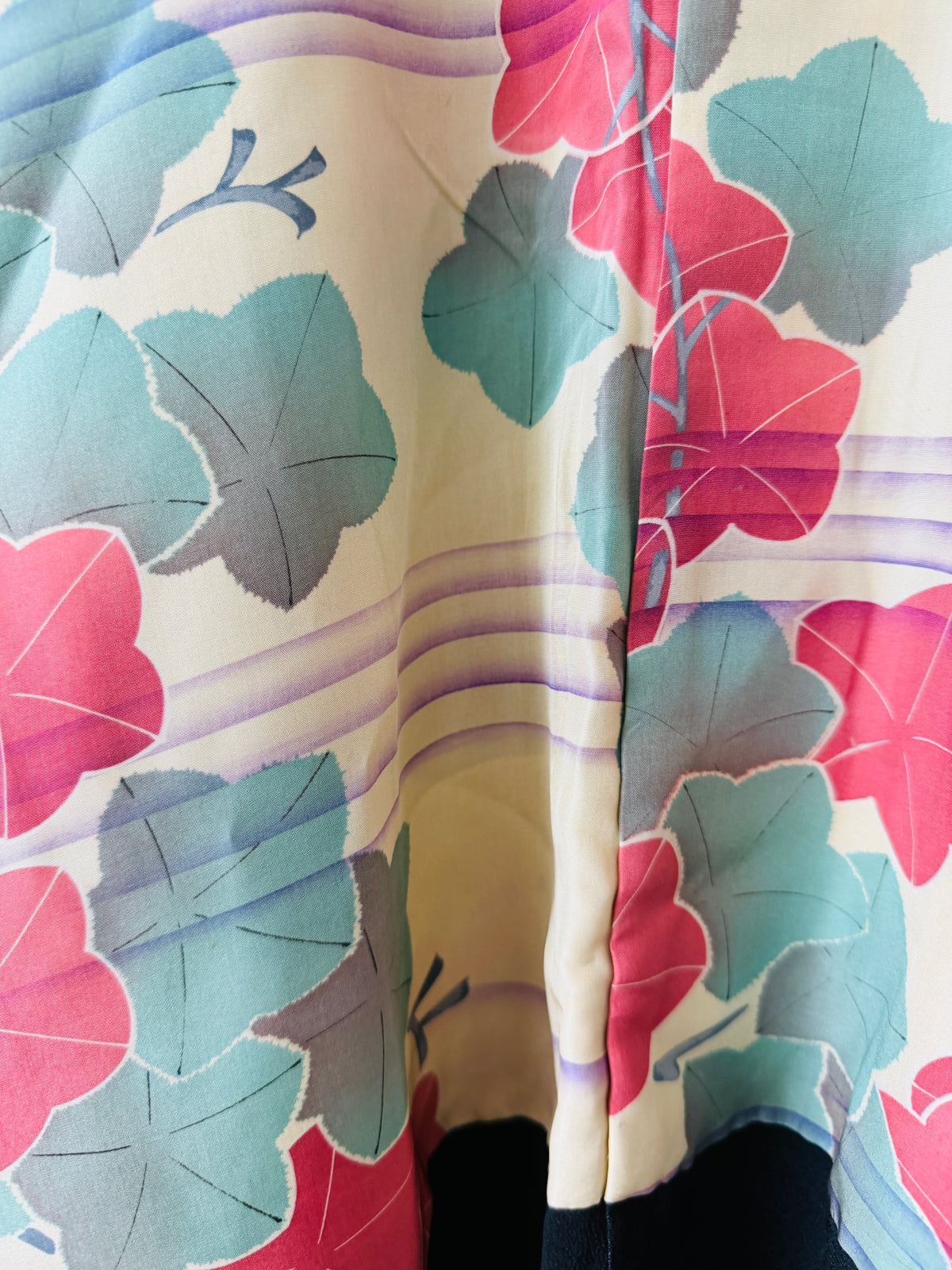 Haori noir vintage - source -