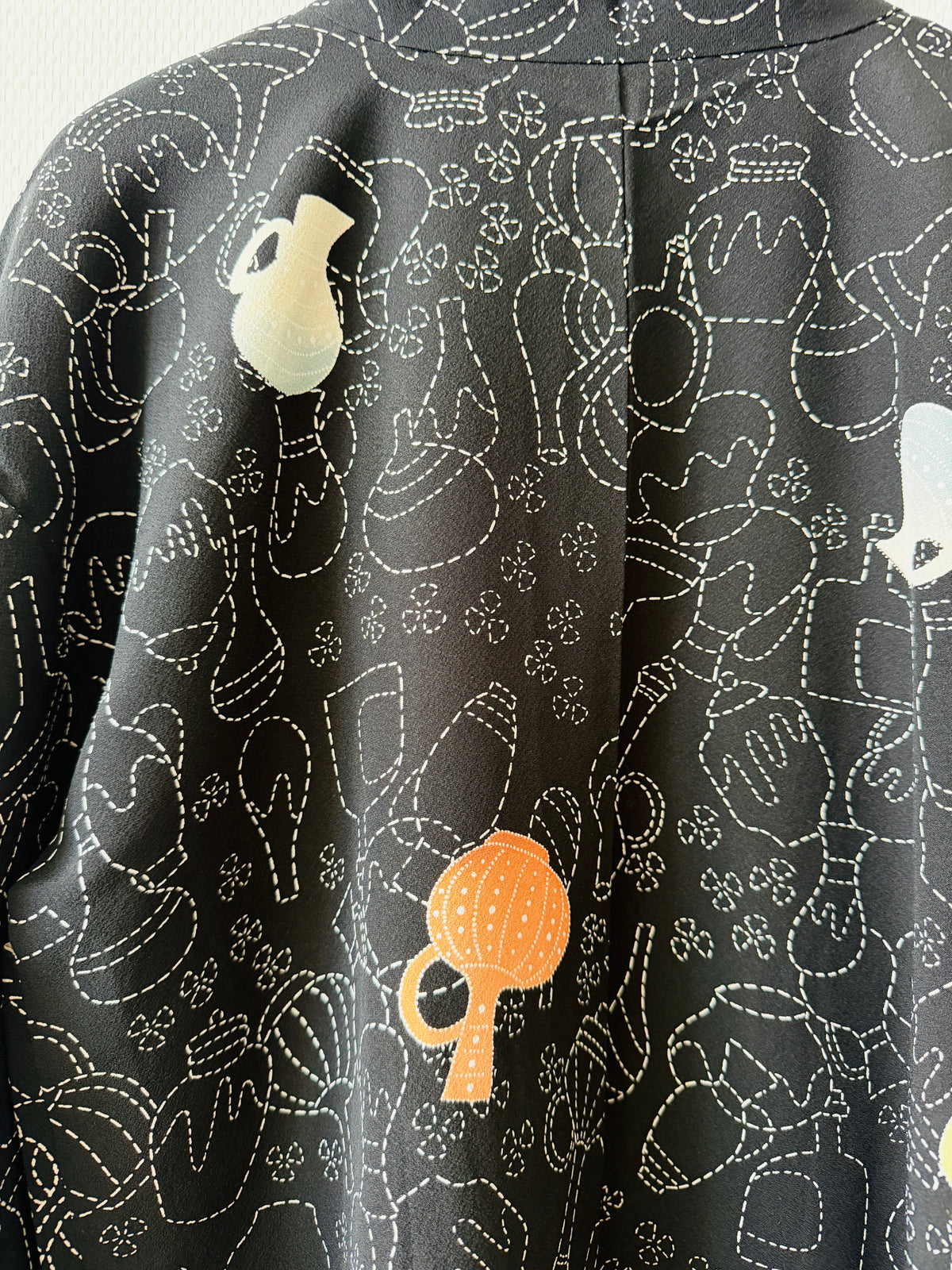 Vintage Black Haori - The Magic Vase -