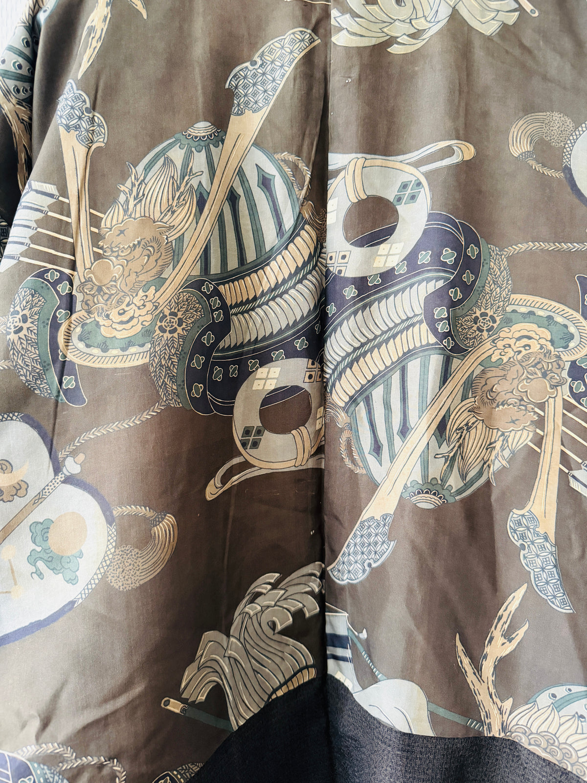 Men’s Vintage Haori - Samurai Kabuto with Dragon -