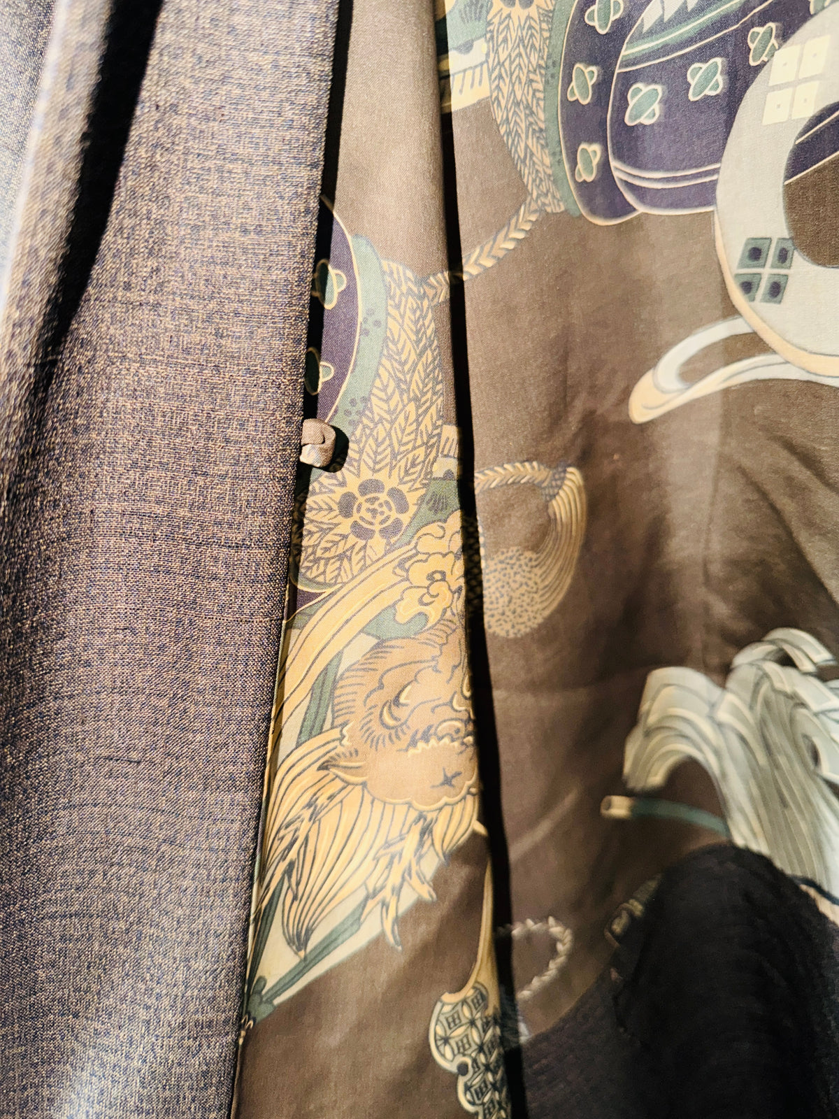 Men’s Vintage Haori - Samurai Kabuto with Dragon -