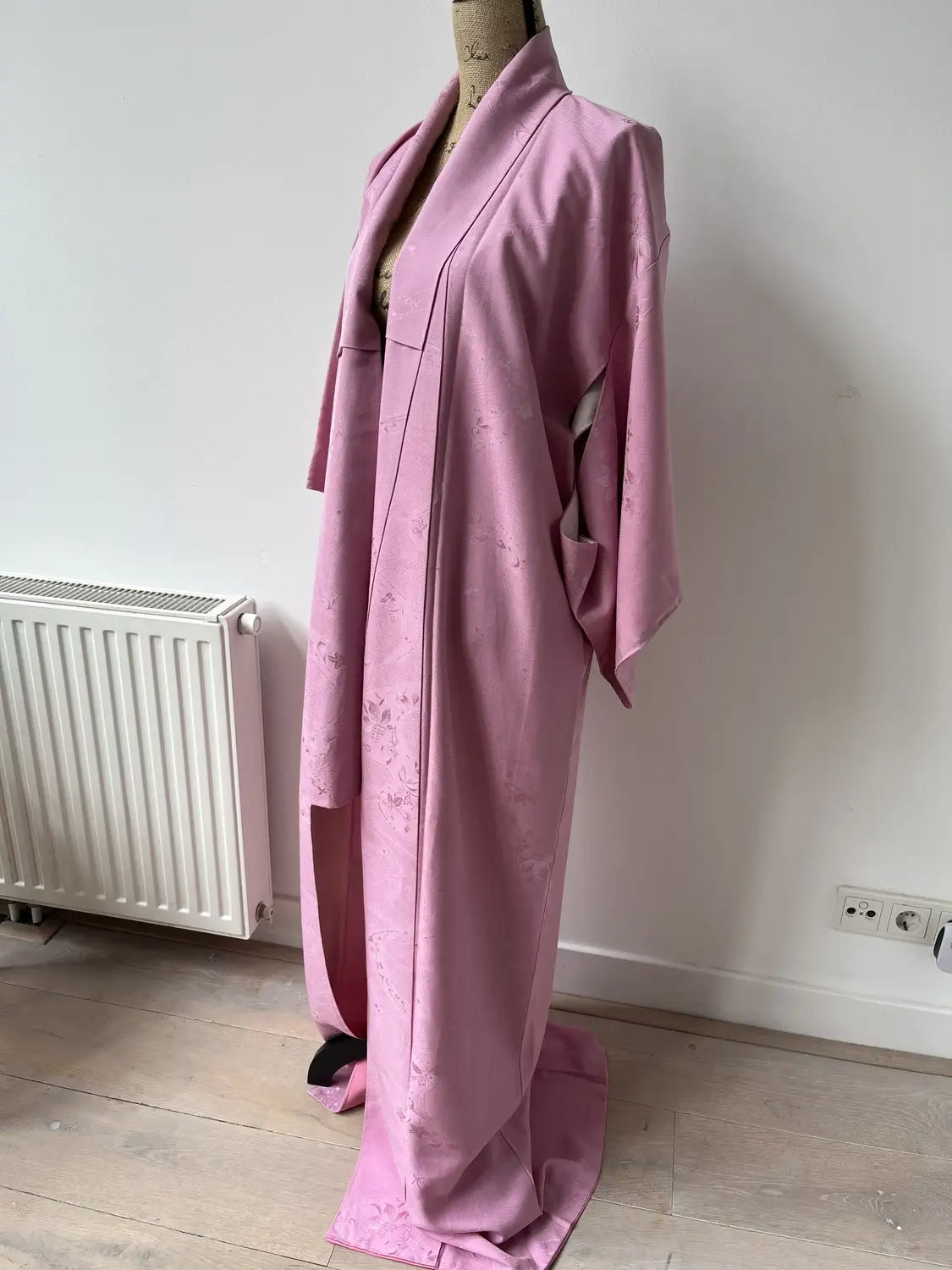 Vintage Iromuji Kimono - Rosa Blumenfluss-